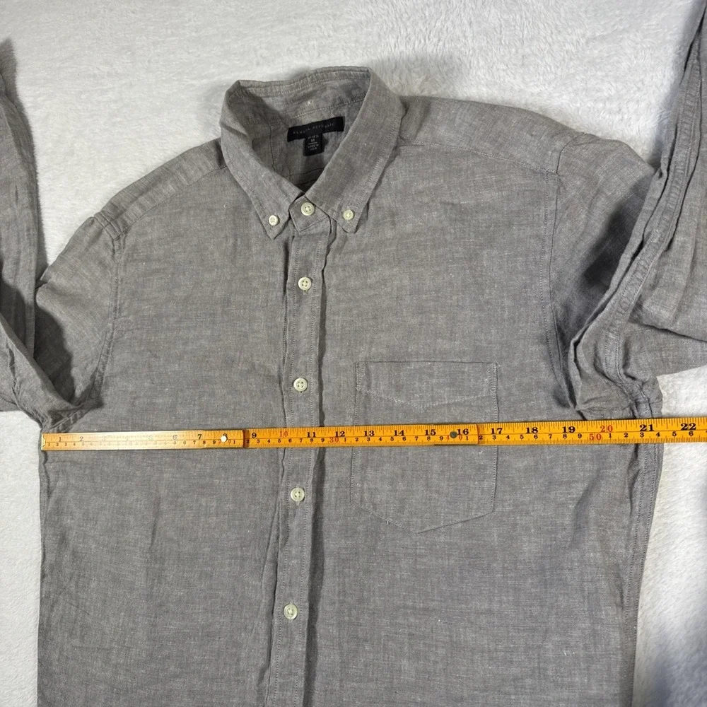 Banana Republic Men's M 15-15.5 Greige Linen Blend Long Sleeve‎ Button Down